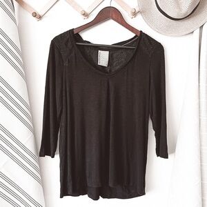 Anthropologie Dolan Black V-Neck 3/4 Sleeve Tee